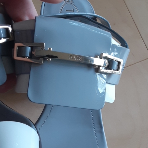 TOD'S chunky heel sandals - Picture 8 of 8